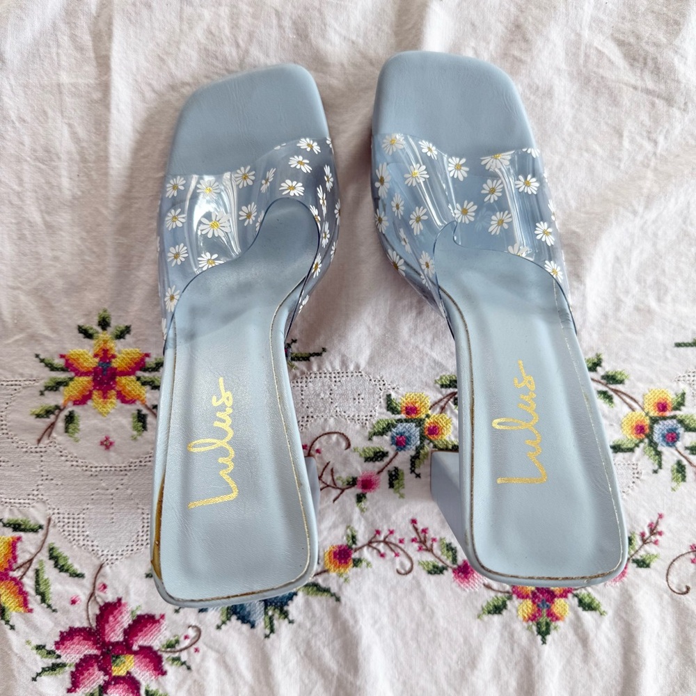 Lulu's Light Blue Floral Heels